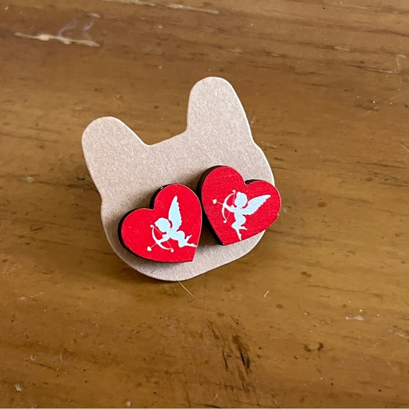 NEW Handmade Cupid Red Love Heart Stud Wood Earrings Red White - Picture 1 of 5